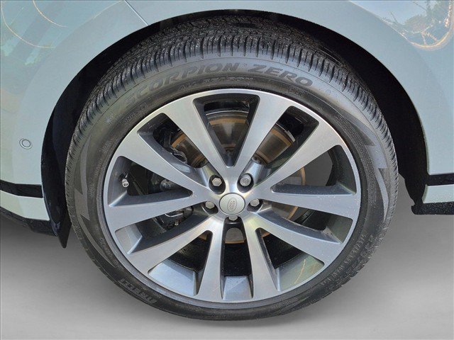 Certified 2026 Land Rover Range Rover Evoque Dynamic SE AWD/4WD image 25