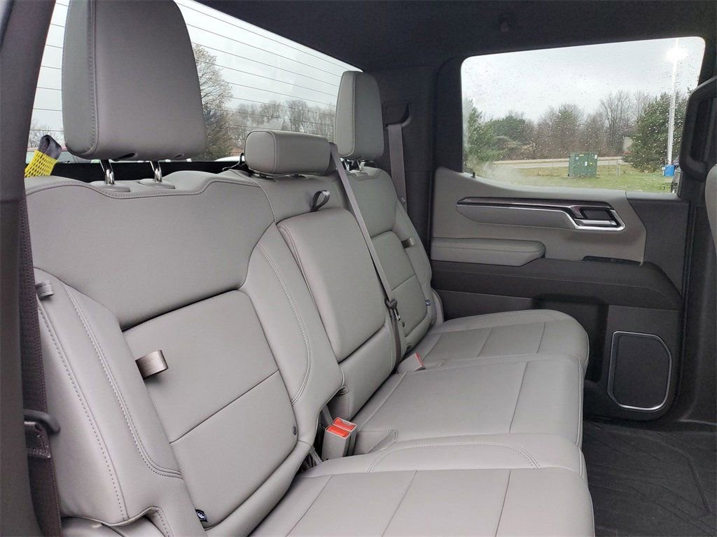 Certified 2024 Chevrolet Silverado 1500 LTZ image 31