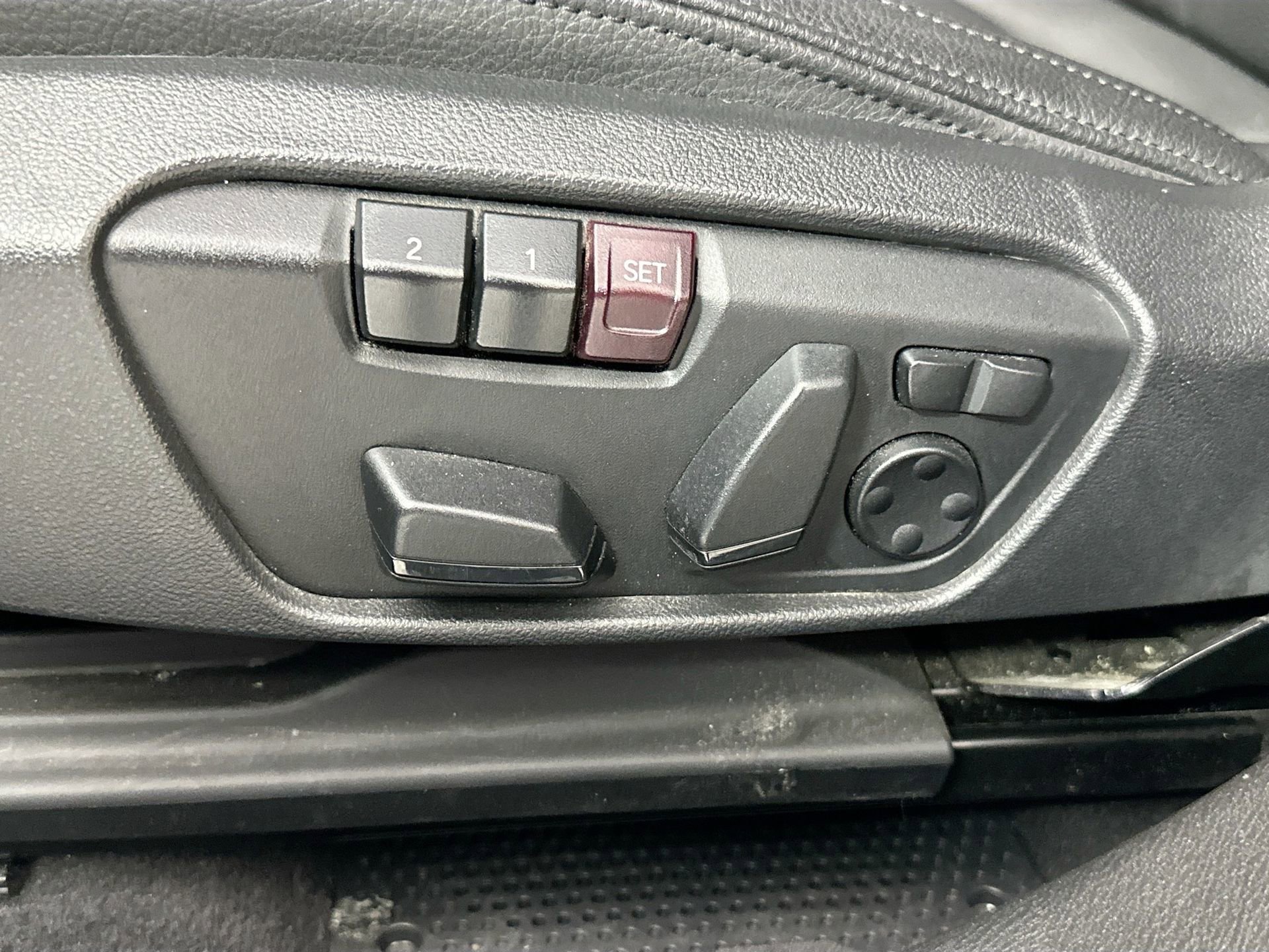 Used 2021 BMW X2 xDrive28i w/ M Sport X Package image 19