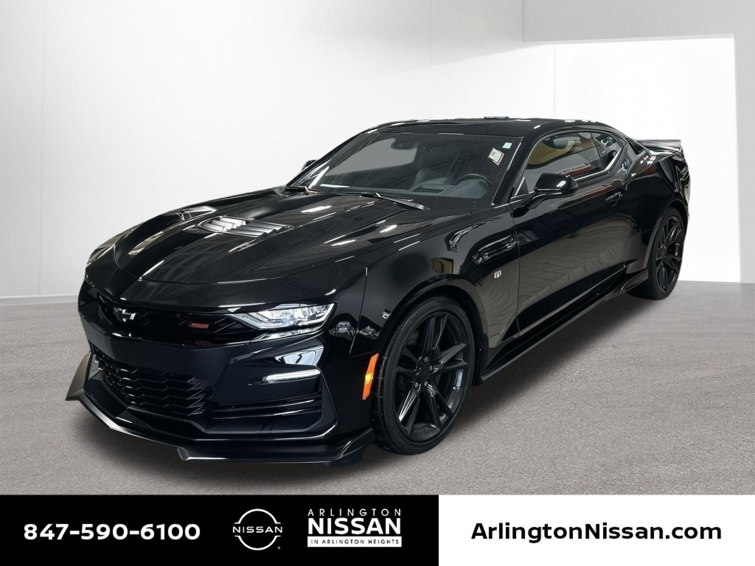 Used 2021 Chevrolet Camaro SS RWD image 1