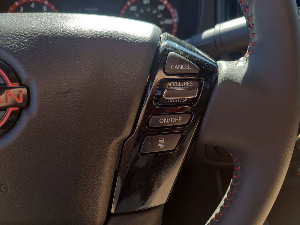 Used 2025 Nissan Frontier PRO-4X AWD/4WD image 26