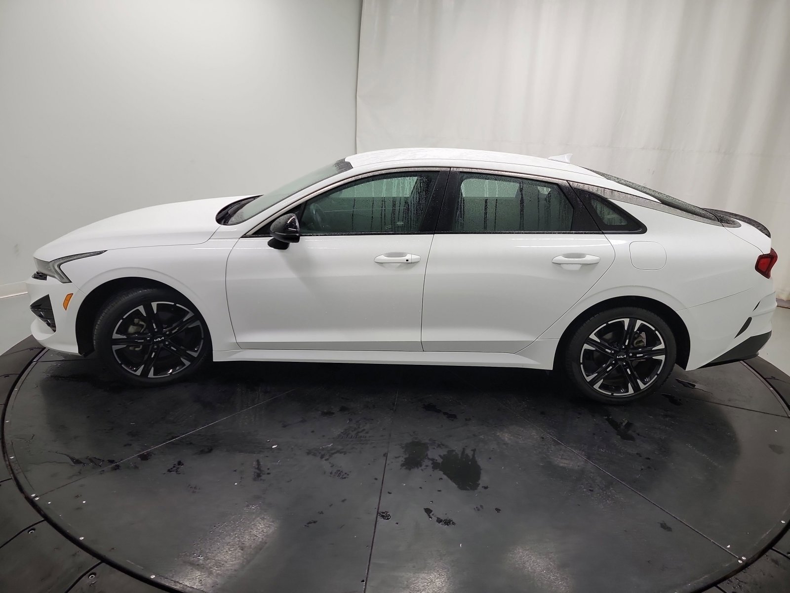 Used 2022 Kia K5 GT-Line image 4