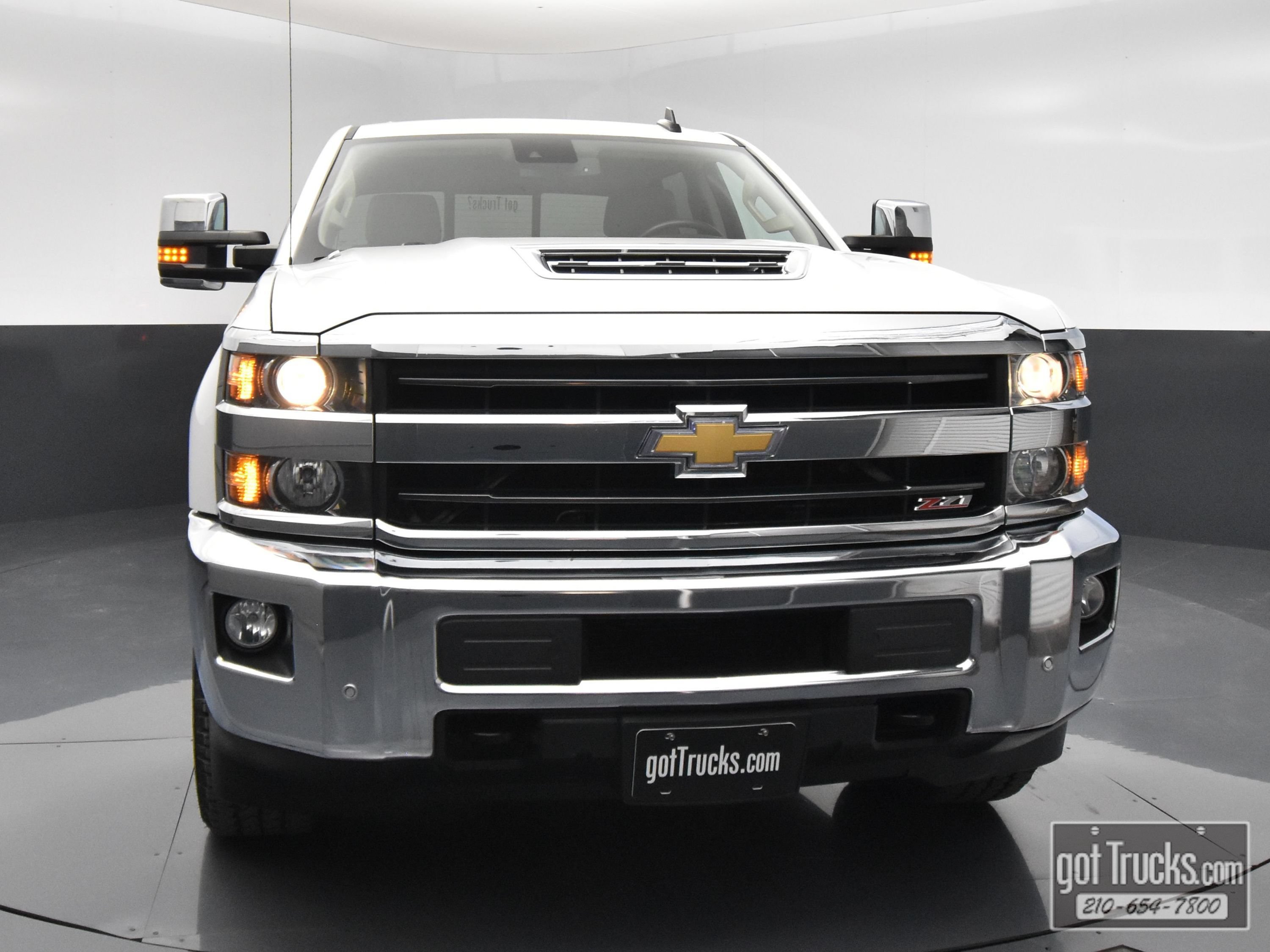 Used 2018 Chevrolet Silverado 2500 LTZ w/ Duramax Plus Package AWD/4WD image 45