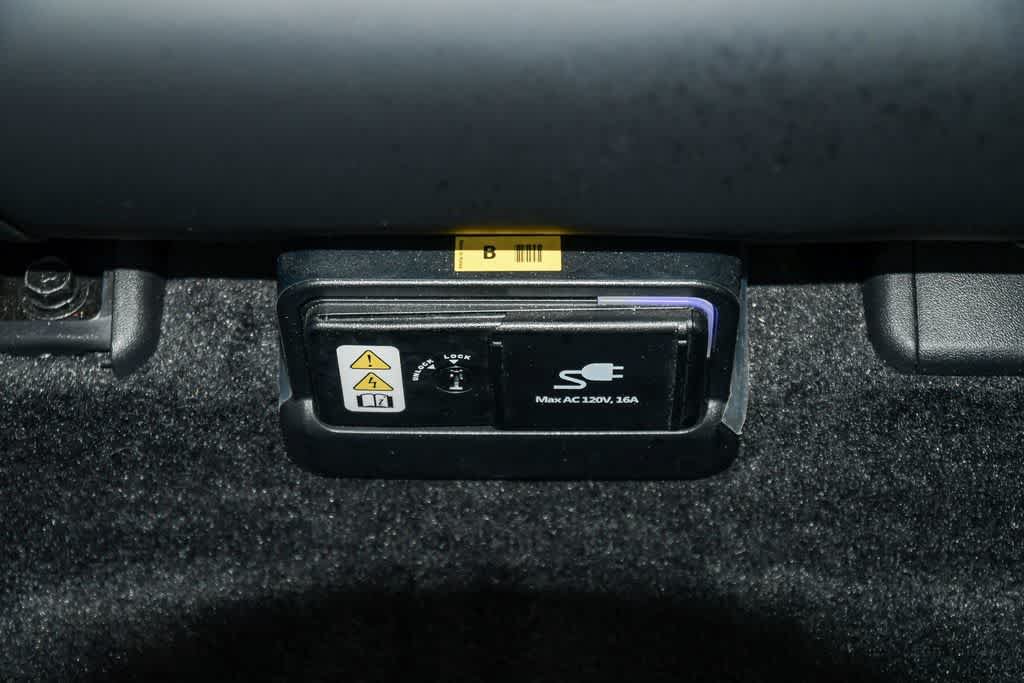 Used 2023 Kia EV6 Wind w/ Wind Technology Package AWD/4WD image 21