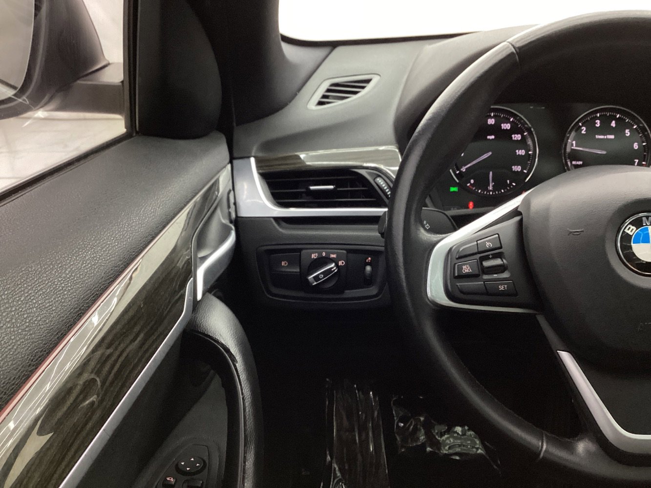 Used 2018 BMW X1 sDrive28i w/ Convenience Package image 33