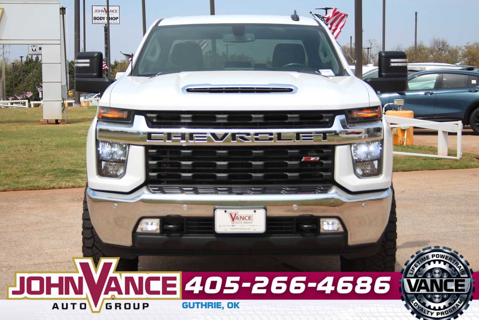 Used 2021 Chevrolet Silverado 2500 LT w/ Texas Edition AWD/4WD image 3