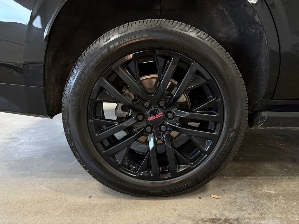 Used 2023 GMC Yukon Denali w/ LPO, Floor Liner Package image 40