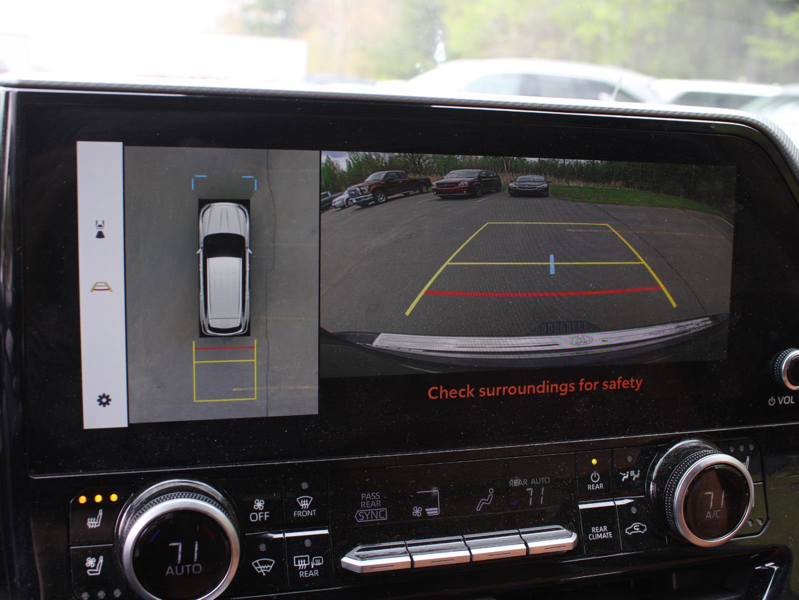 Used 2024 Toyota Highlander Platinum AWD/4WD image 15