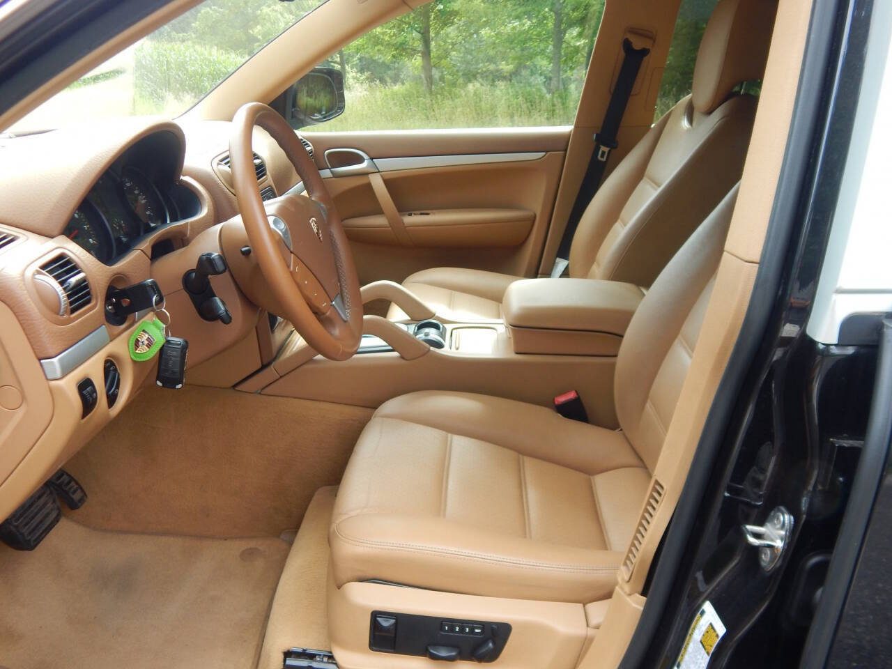 Used 2009 Porsche Cayenne AWD/4WD image 11