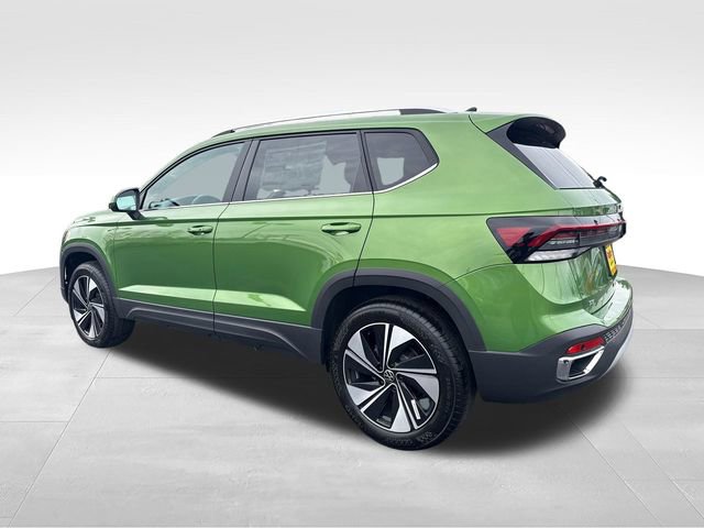 New 2026 Volkswagen Taos SE AWD/4WD image 5