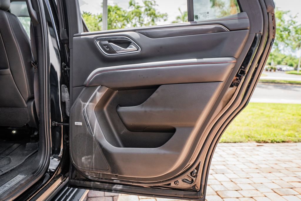 Used 2022 Chevrolet Tahoe RST w/ Sport Performance Package image 36