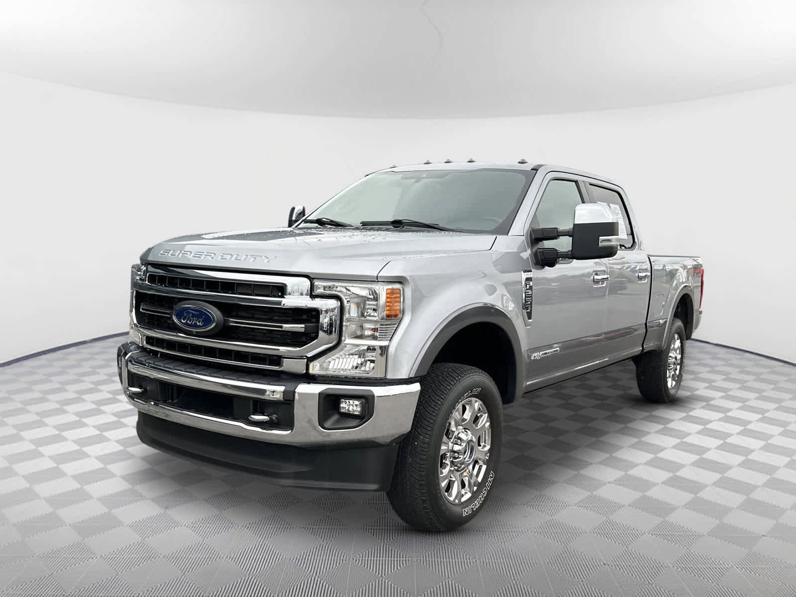 Used 2022 Ford F250 Lariat w/ Chrome Package image 3