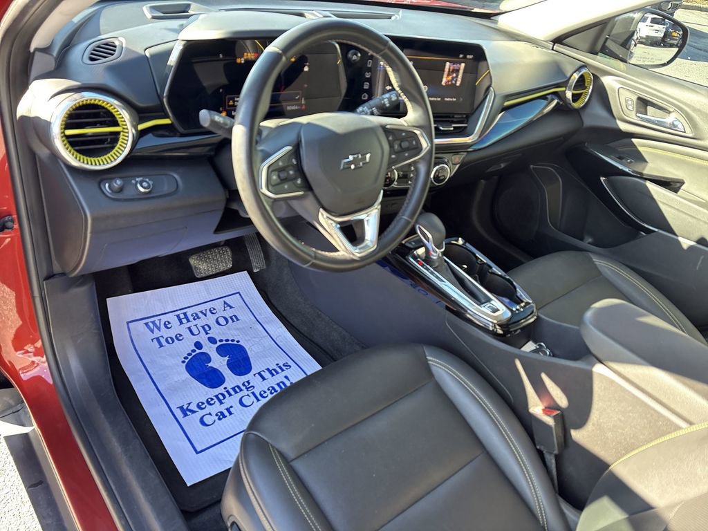 Certified 2024 Chevrolet Trax ACTIV w/ Driver Confidence Package image 13