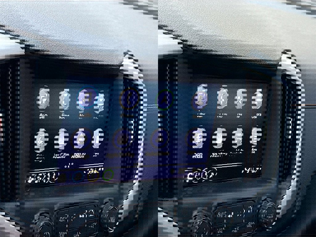 Used 2018 GMC Terrain SLT w/ Preferred Package image 4