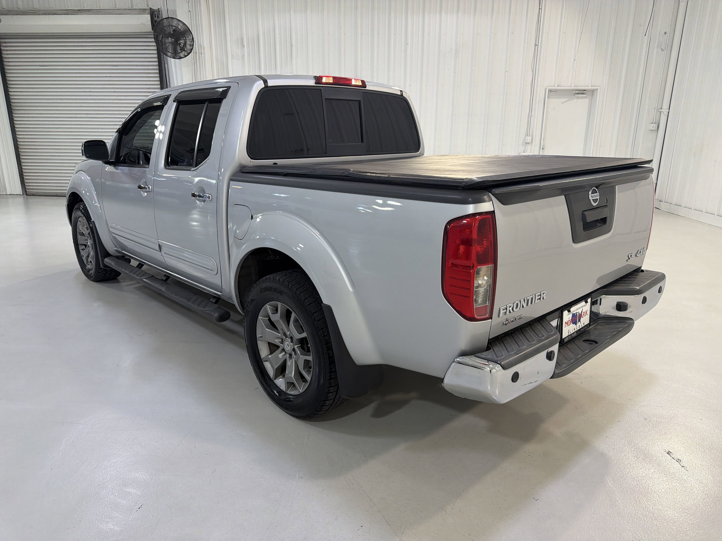 Used 2019 Nissan Frontier SL AWD/4WD image 26
