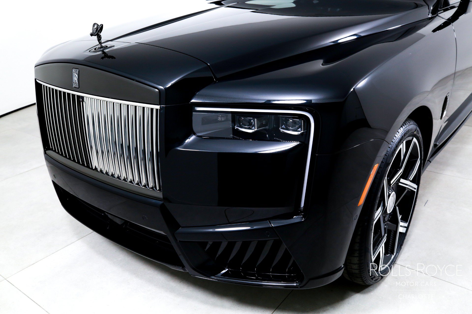New 2026 Rolls-Royce Cullinan Black Badge AWD/4WD image 45