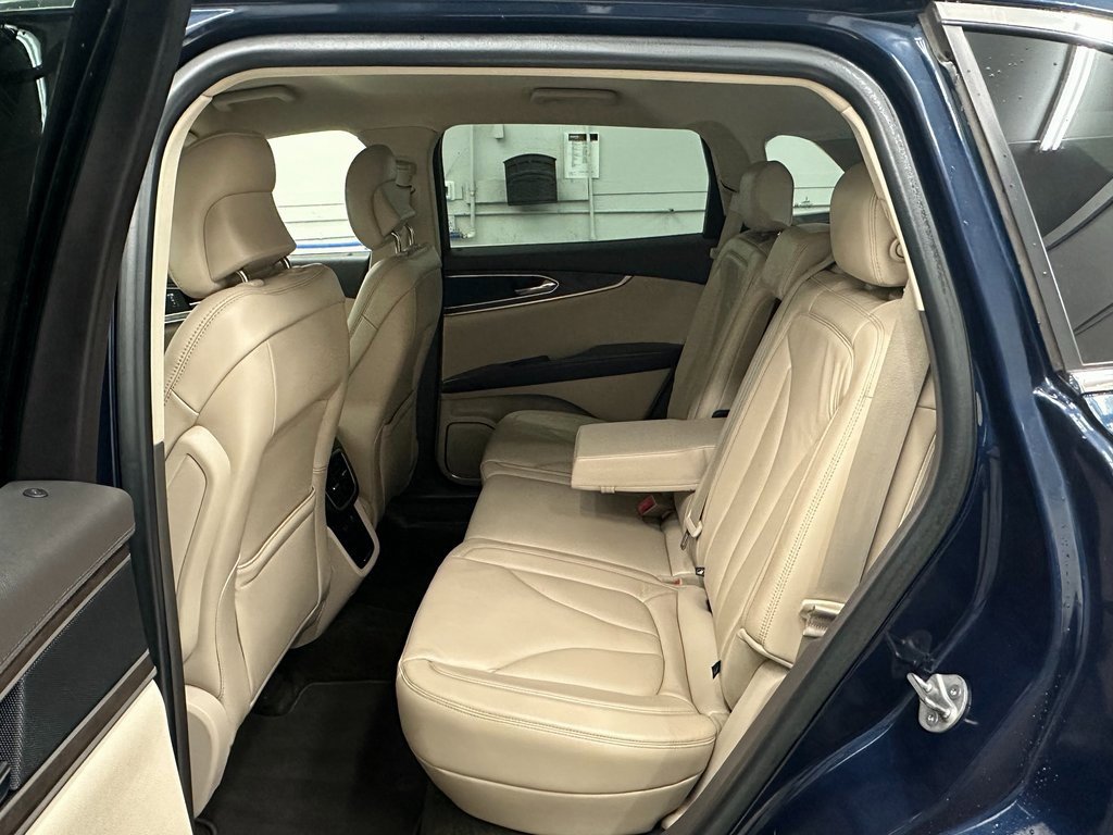 Used 2017 Lincoln MKX Select w/ Select Plus Package image 25