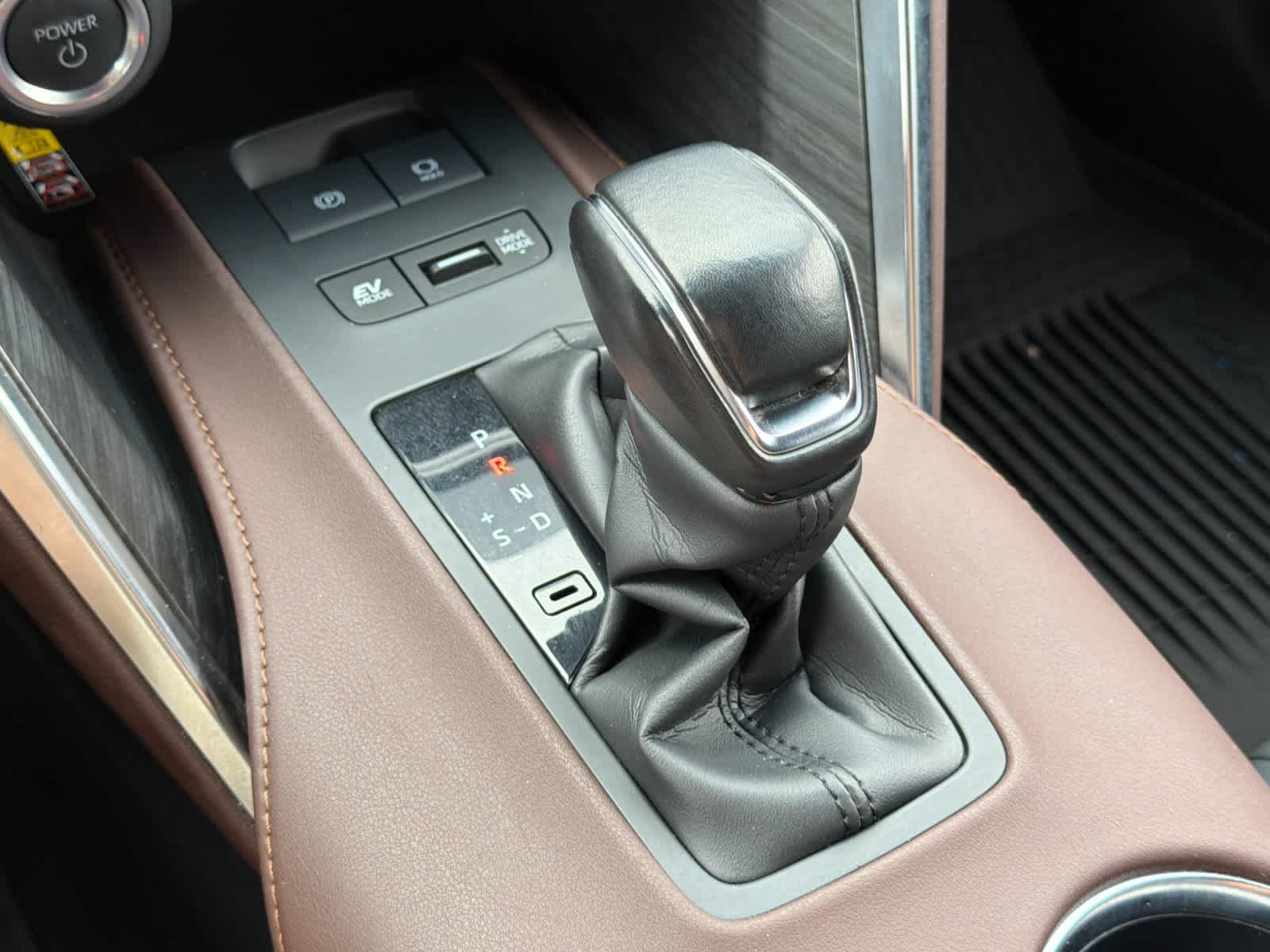 Used 2023 Toyota Venza XLE AWD/4WD image 22