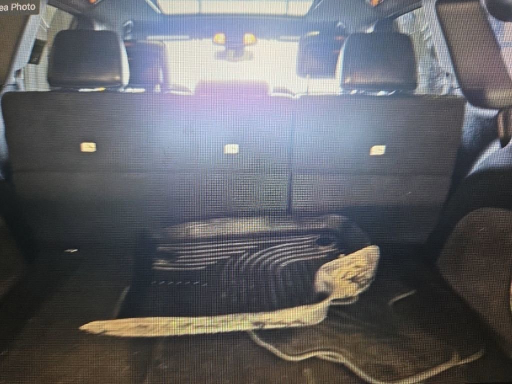 Used 2015 Jeep Grand Cherokee Limited w/ Luxury Group II image 13