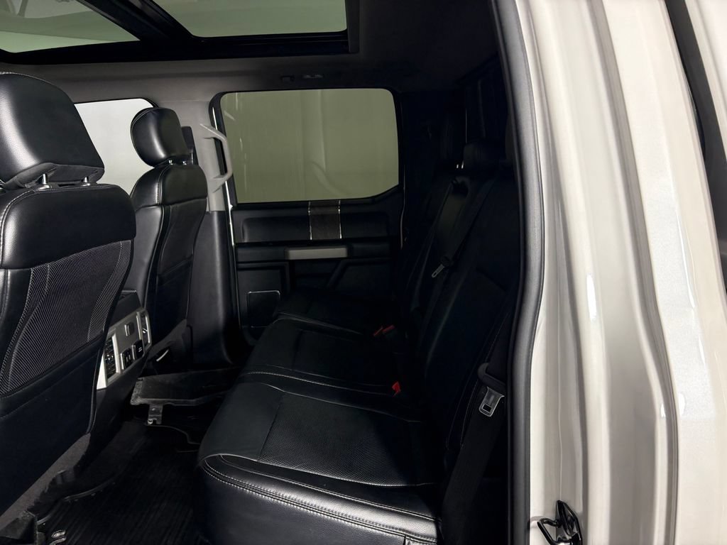 Used 2019 Ford F250 Lariat w/ Lariat Ultimate Package AWD/4WD image 28