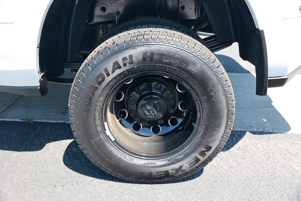 New 2026 RAM 3500 Big Horn AWD/4WD image 10