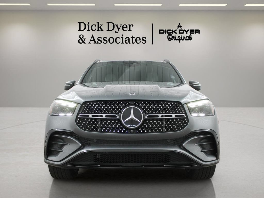 Used 2024 Mercedes-Benz GLE 450 4MATIC image 4