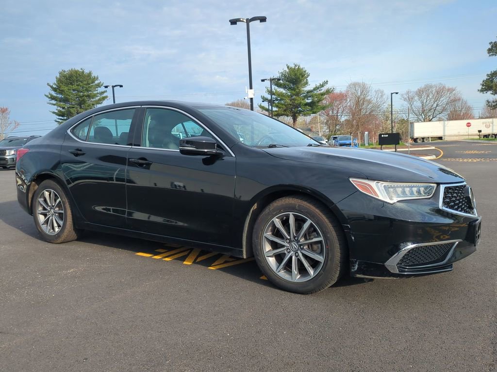 Used 2020 Acura TLX image 2