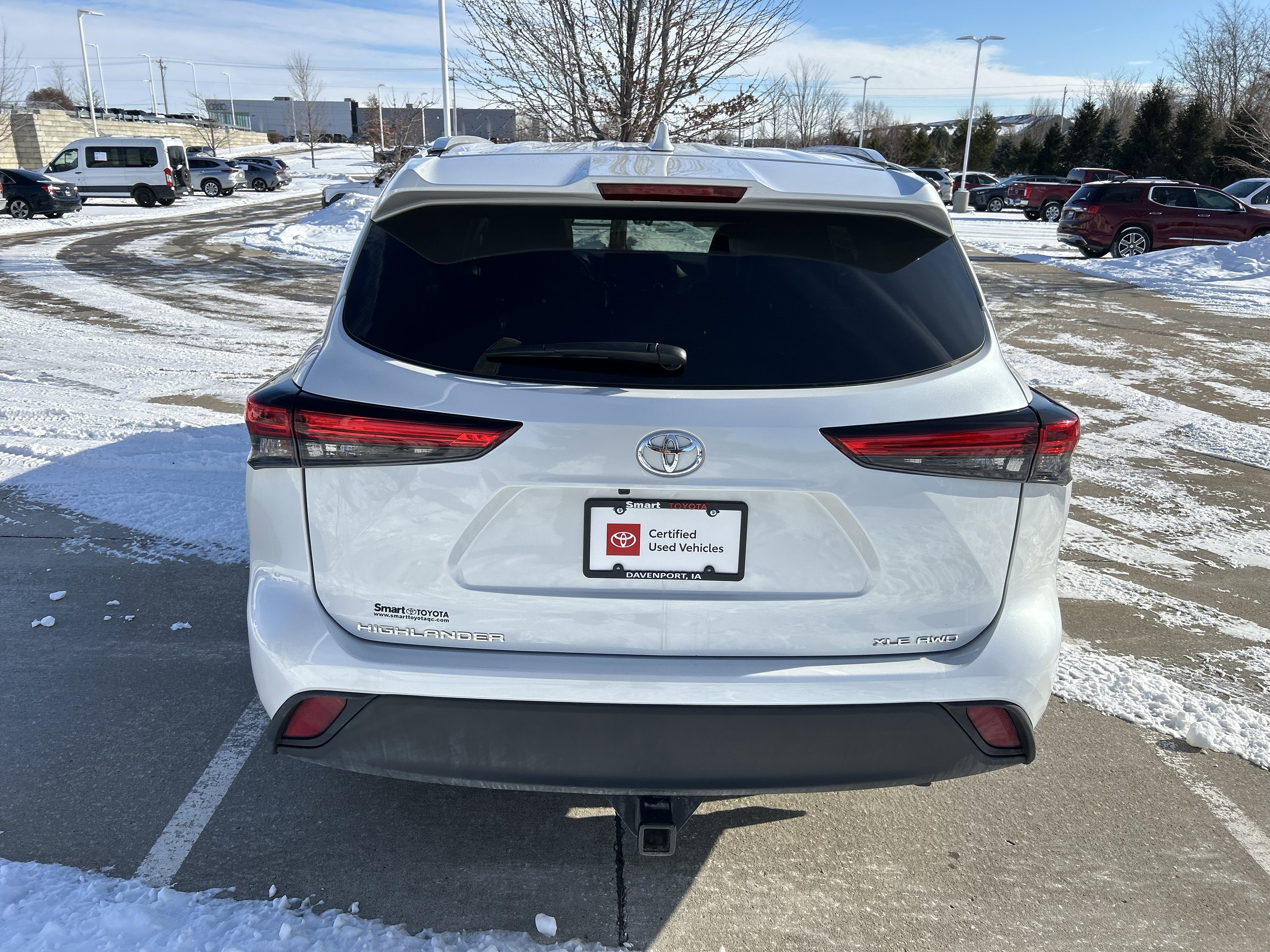 Certified 2023 Toyota Highlander XLE image 5