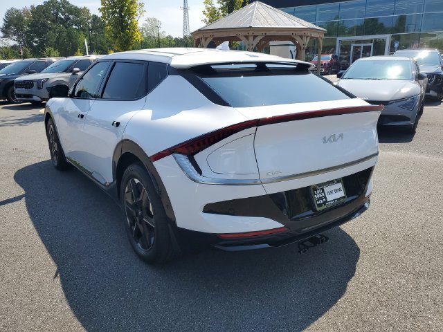 New 2026 Kia EV6 Wind RWD image 6