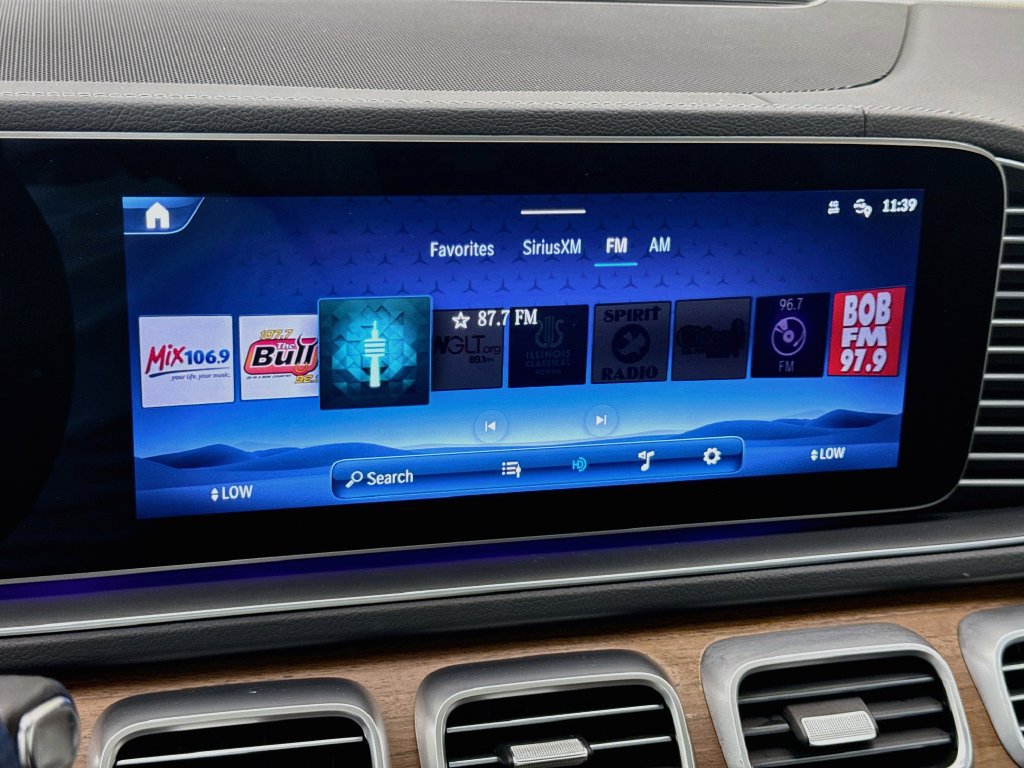 Used 2024 Mercedes-Benz GLS 580 4MATIC image 15