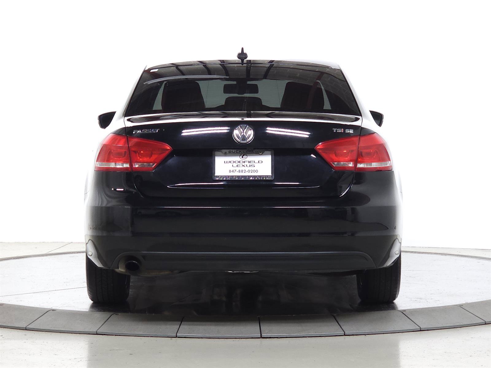 Used 2014 Volkswagen Passat 1.8T SE FWD image 6