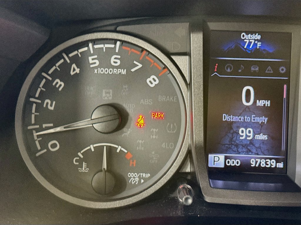 Used 2018 Toyota Tacoma TRD Off-Road w/ TRD Premium Off Road Package RWD image 14