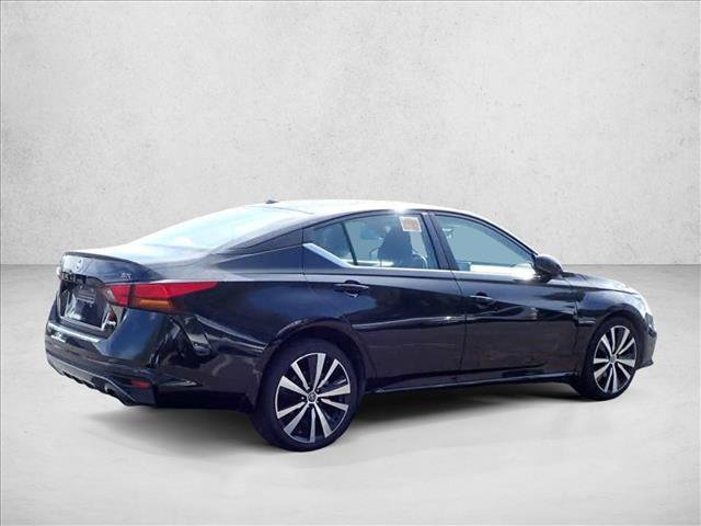 Used 2021 Nissan Altima 2.5 SR w/ SR Premium Package AWD/4WD image 13