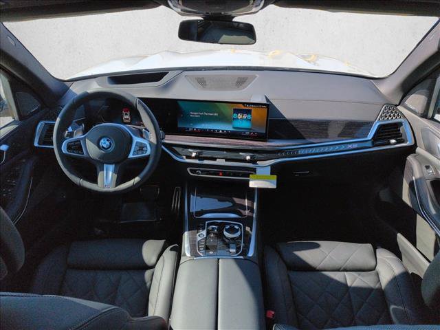 Used 2026 BMW X5 xDrive50e w/ Executive Package AWD/4WD image 15
