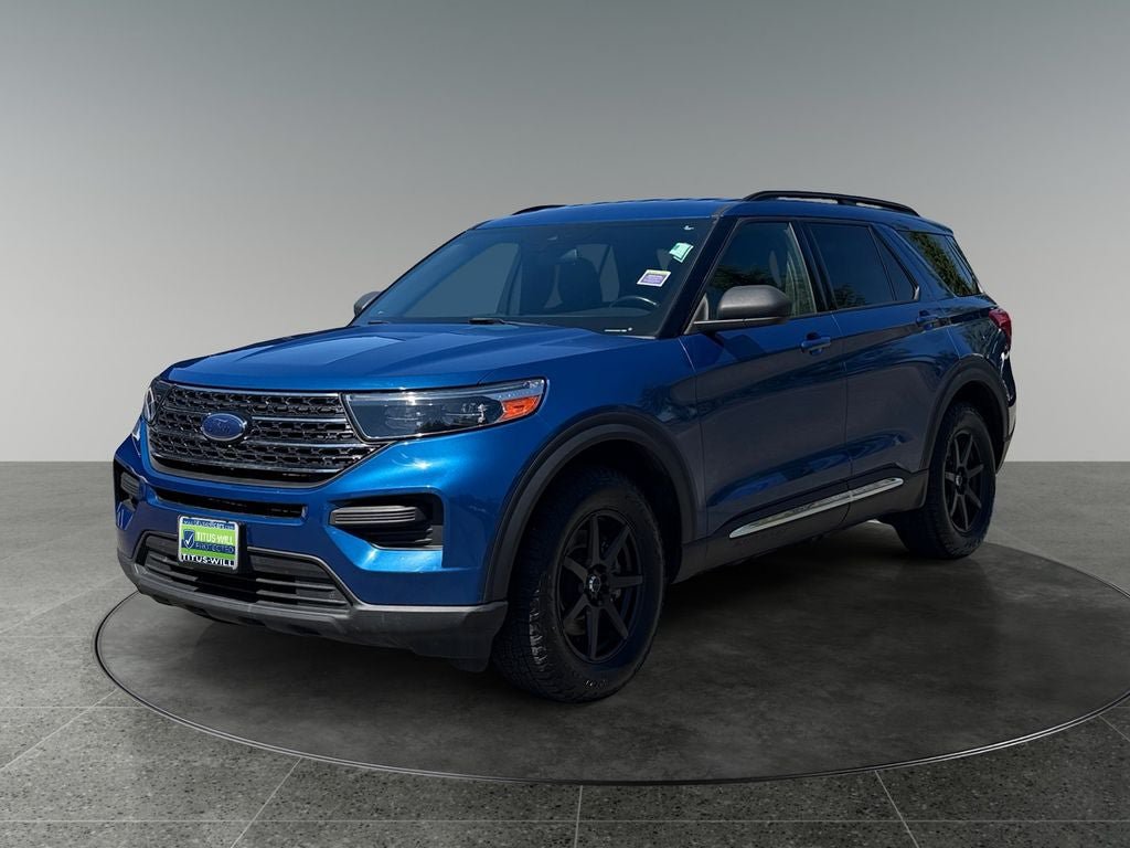 Used 2020 Ford Explorer XLT AWD/4WD image 3