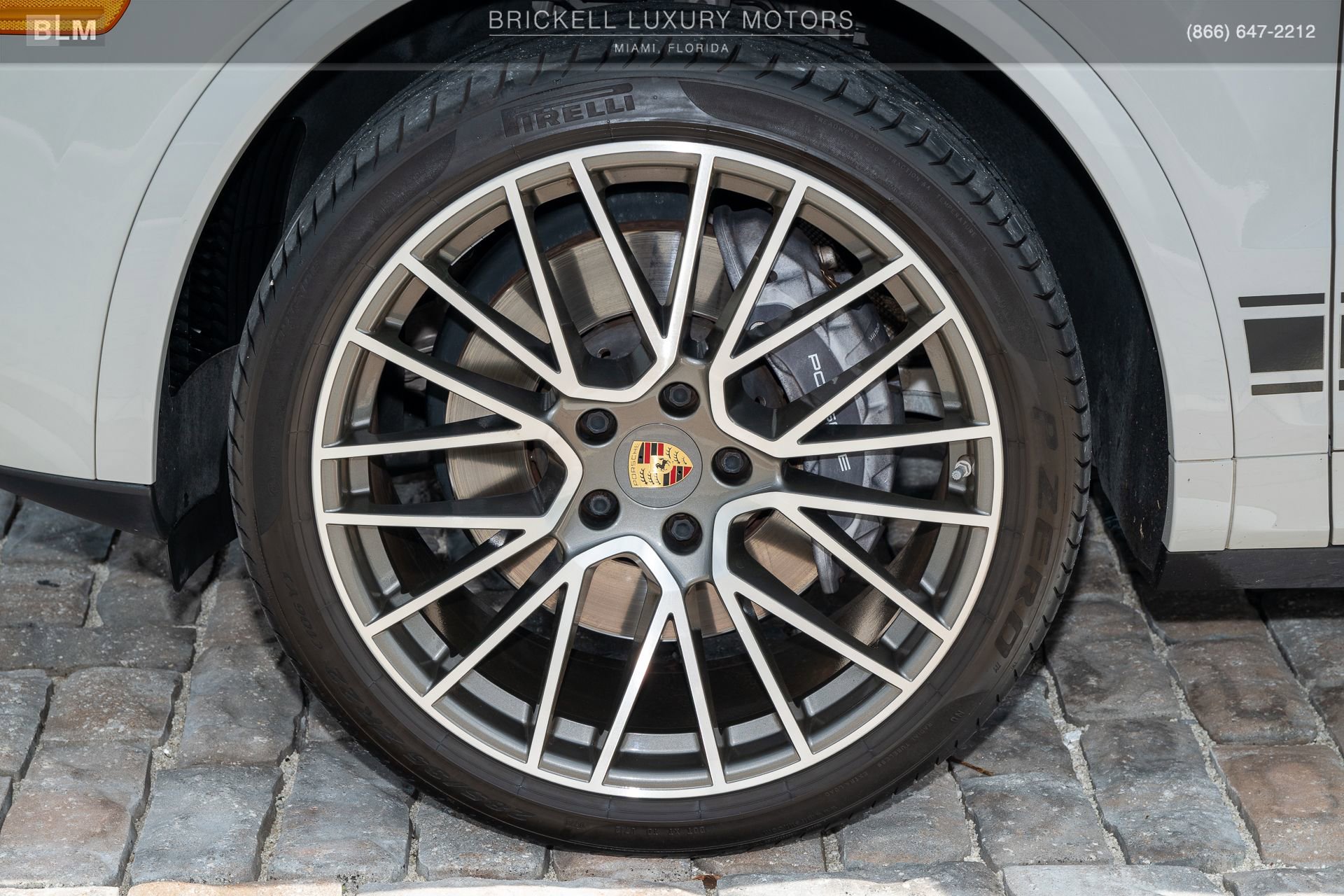 Used 2022 Porsche Cayenne Coupe AWD/4WD image 45