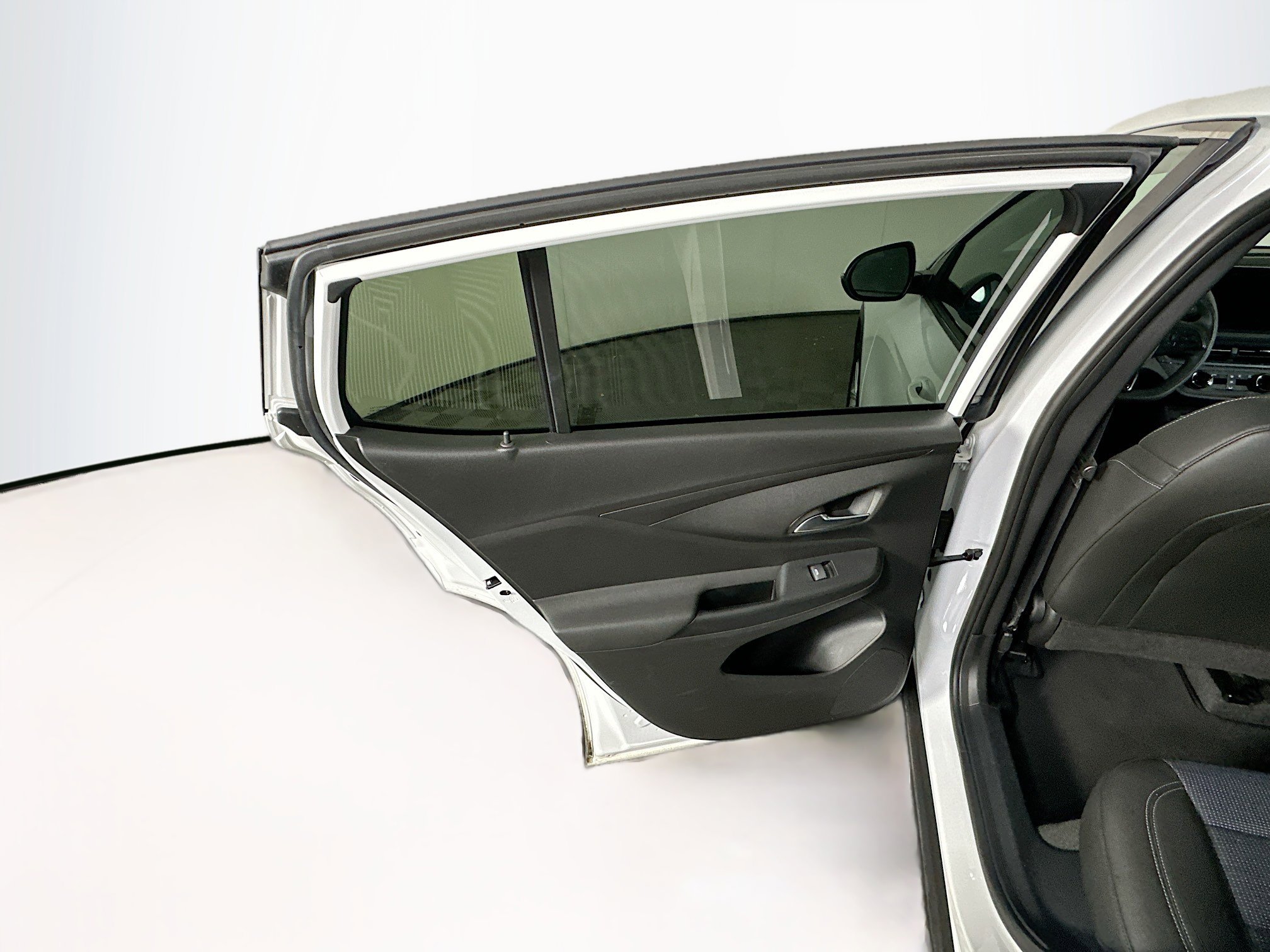 Used 2025 Buick Envista Preferred FWD image 26