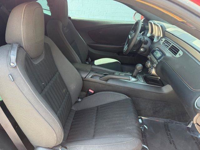 Used 2014 Chevrolet Camaro LS RWD image 12