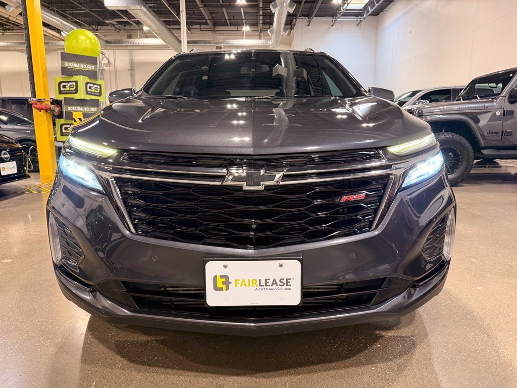 Used 2022 Chevrolet Equinox RS w/ RS Leather Package FWD image 2