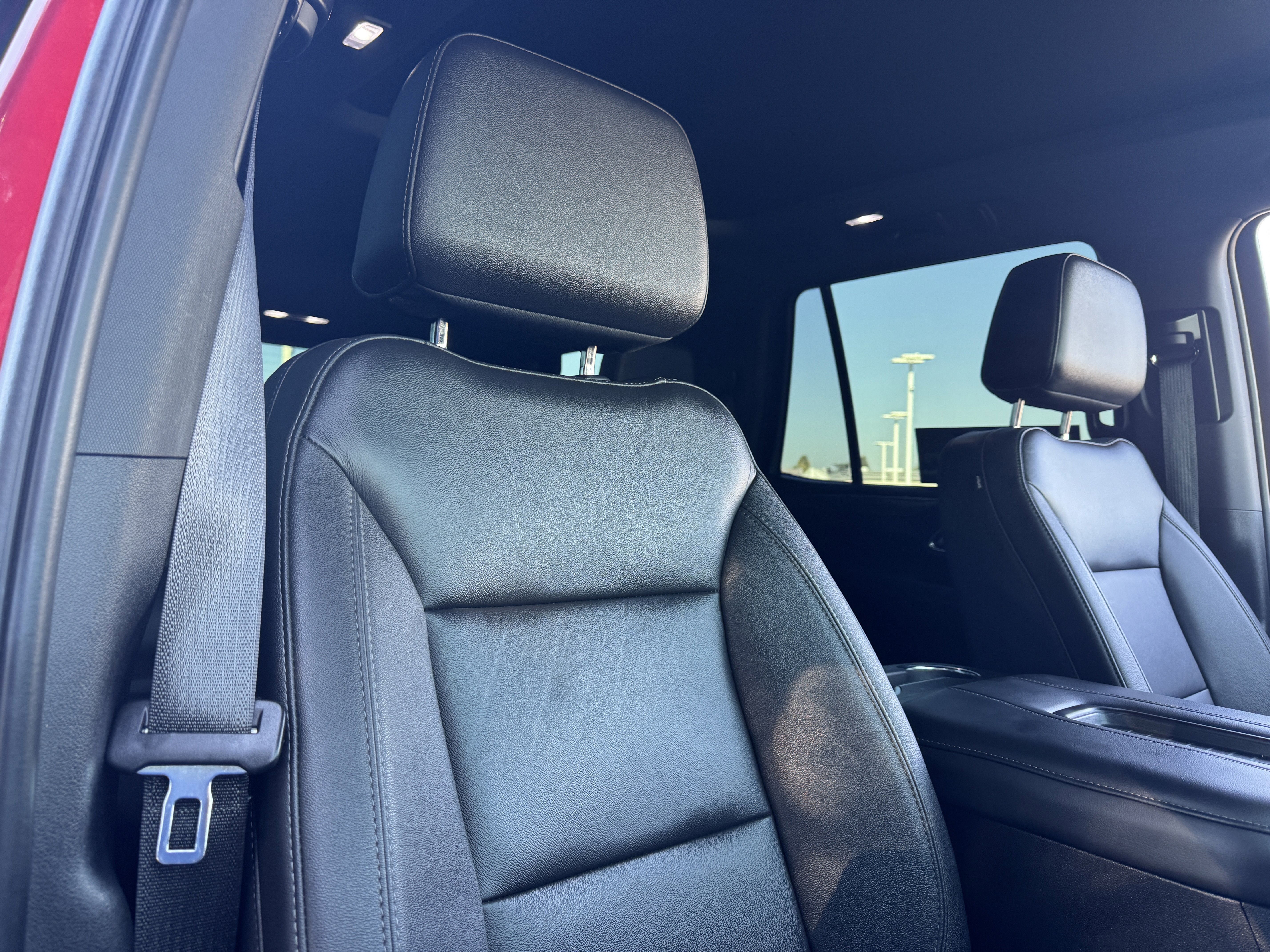 Used 2024 Chevrolet Tahoe LT w/ Luxury Package image 23