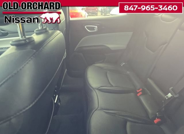 Used 2023 Jeep Compass Limited AWD/4WD image 7