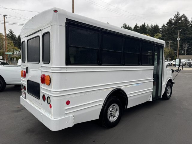 Used 2013 Chevrolet Express 3500 w/ School Bus Package RWD image 5