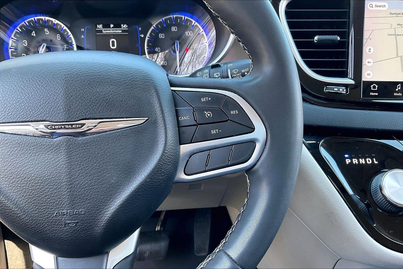 Certified 2022 Chrysler Voyager LX w/ Fleet Security Group image 17