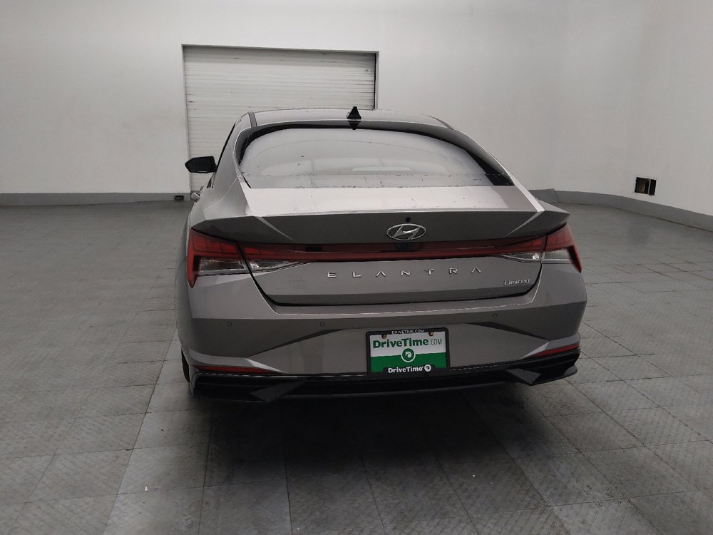 Used 2022 Hyundai Elantra Limited w/ Cargo Package FWD image 7