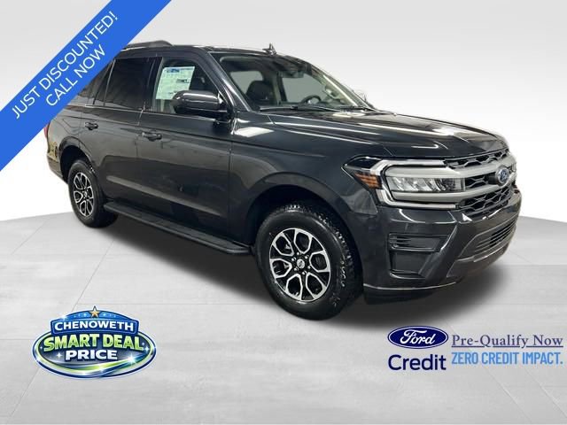 New 2024 Ford Expedition XLT image 7