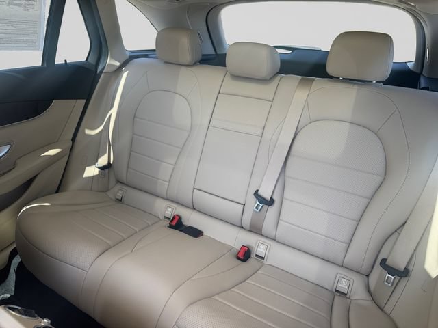 Used 2022 Mercedes-Benz GLC 300 image 13