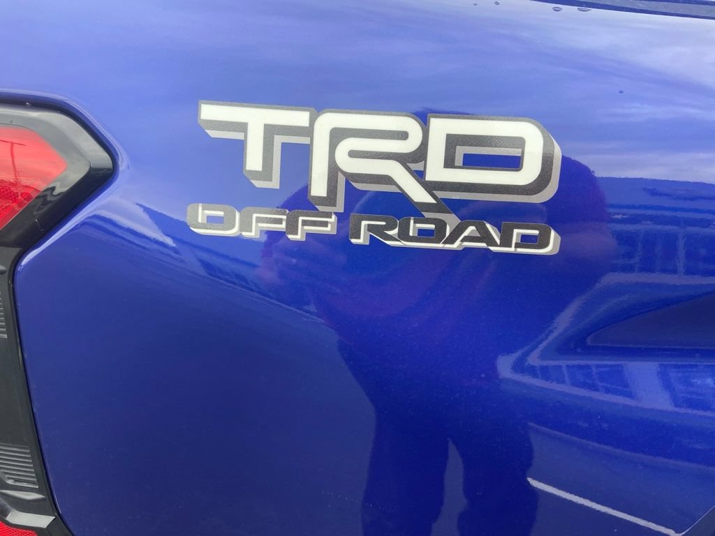 Used 2025 Toyota Tacoma TRD Off-Road w/ TRD Off Road Upgrade Package AWD/4WD image 13