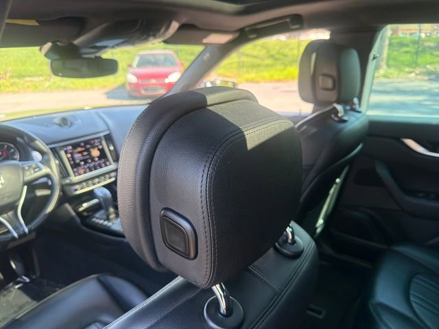 Used 2023 Maserati Levante Modena AWD/4WD image 29