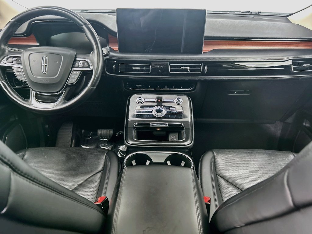 Used 2023 Lincoln Nautilus Reserve w/ Luxury Package AWD/4WD image 13