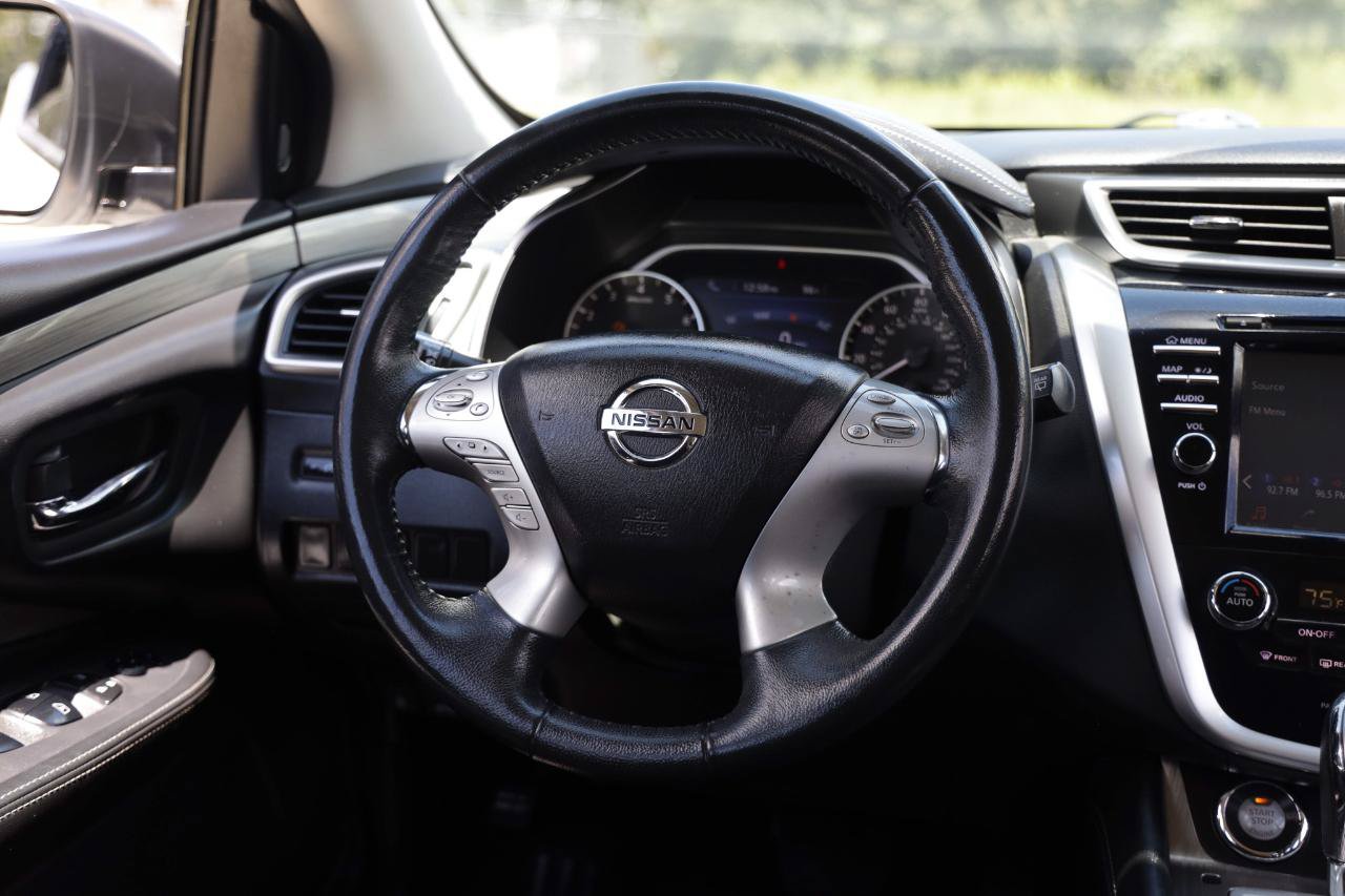 Used 2018 Nissan Murano SV AWD/4WD image 27